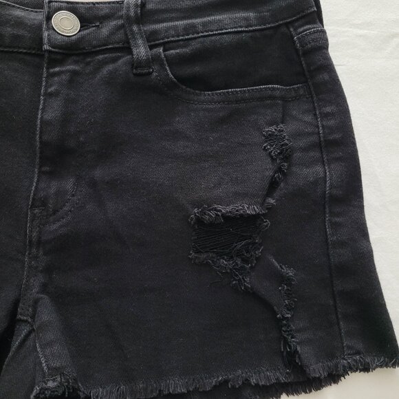 SO Juniors Black High Rise Shortie Shorts Distressed Cut Off Size 5 - Picture 3 of 11